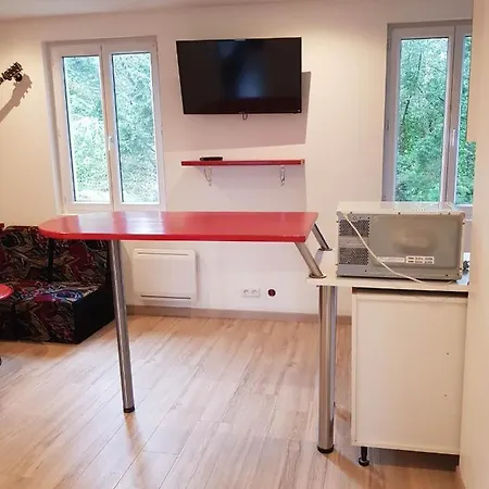 Tres Joli: Garden View Apartment with Private Parking Annesse-et-Beaulieu Exterior photo