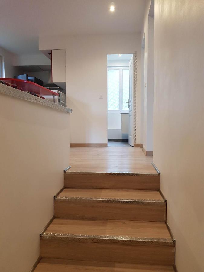 Tres Joli: Garden View With Private Parking *