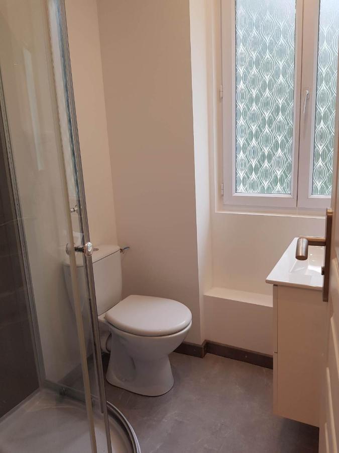 Tres Joli: Garden View With Private Parking Apartment *